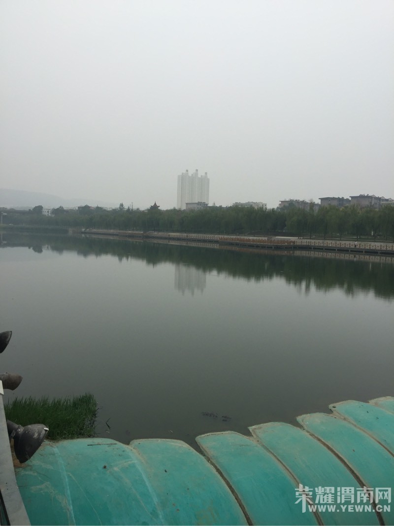 μ���Ⱥӵ�˯�����̸���ˮ�������ô�ұ��������ǵĺ�ˮ