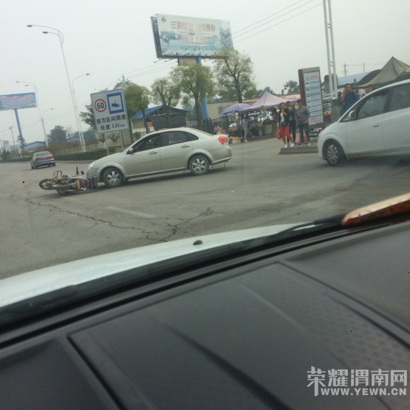 095042xuvele30fdkvbcda.jpg