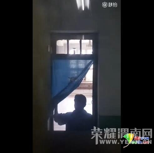 �����УƵ��Ů��͵�Ŀ񣡽�����������ץ����̬�ߡ�