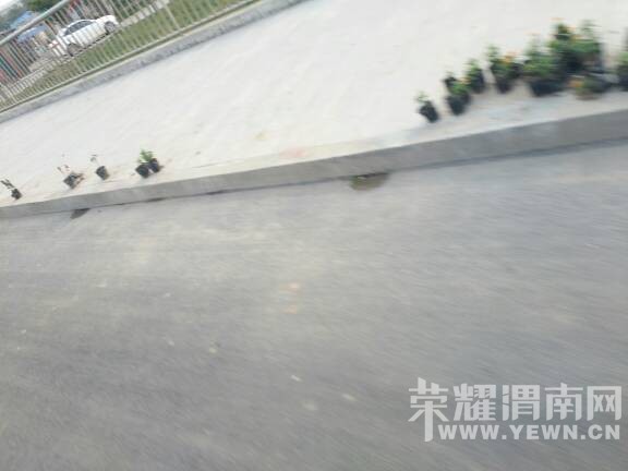 �ո�����·���Ӵ�����β����»�������ֱ���������
