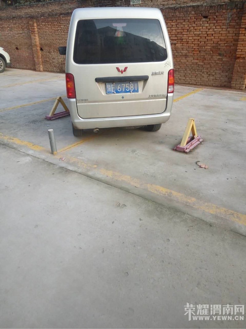 164001mge4ig45lc5lehph.jpg