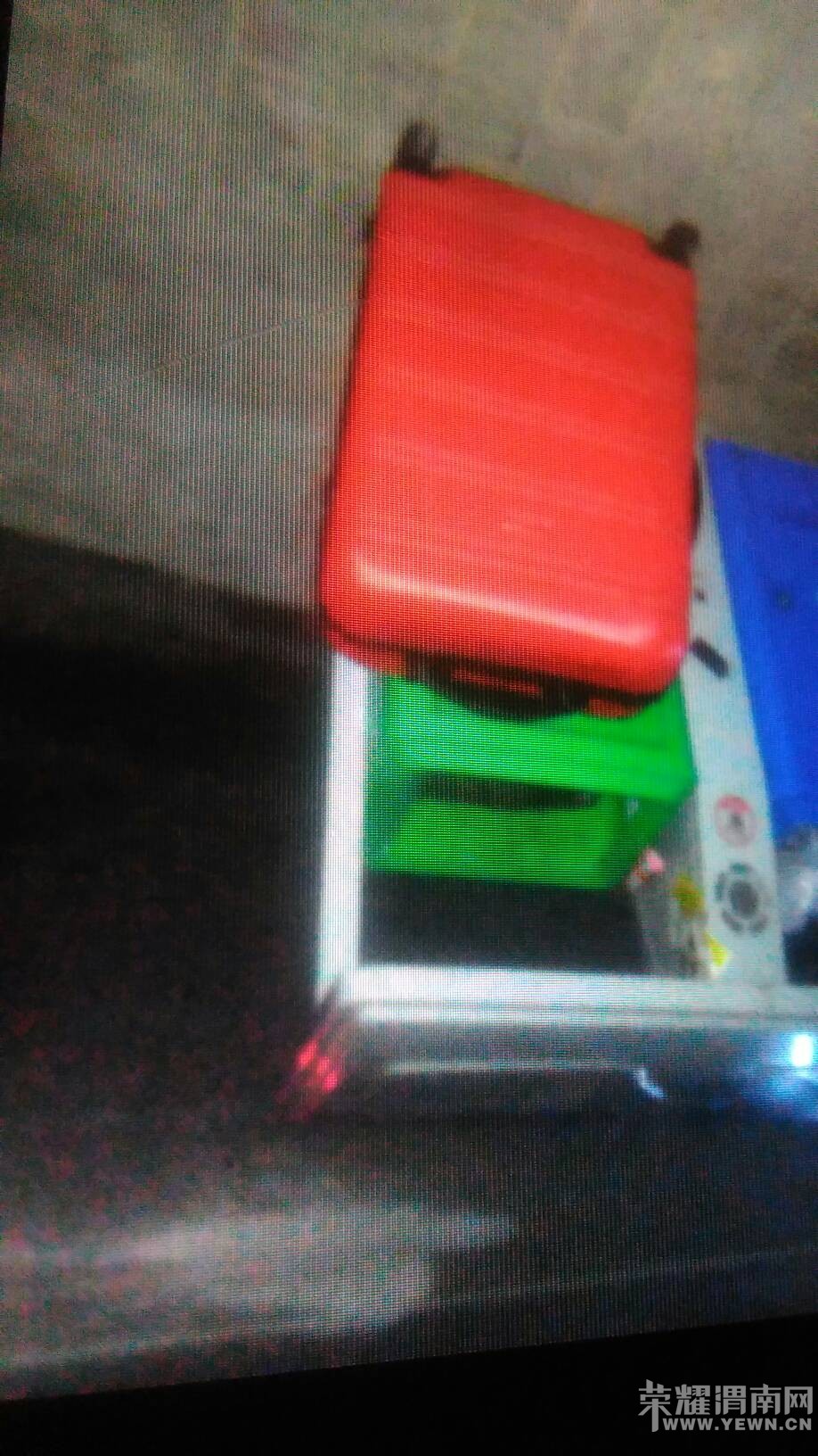 054232h6nvph8yphxcehjc.jpg