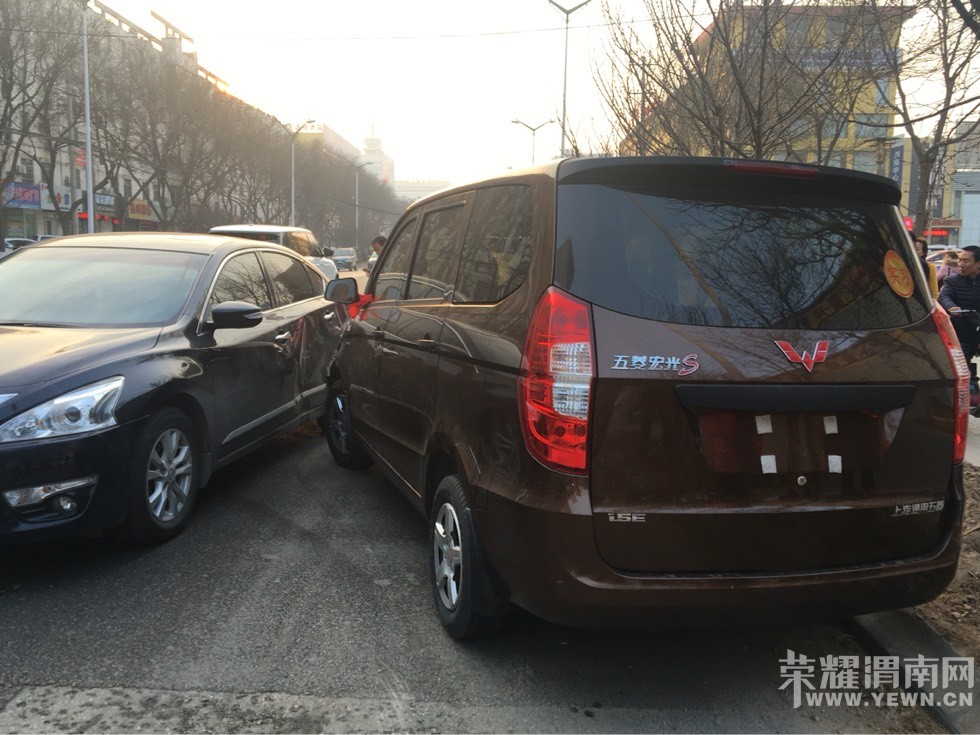 180246voyqqizyykfhxzf8.jpg