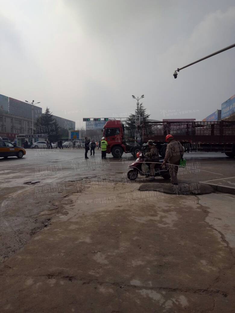 104542mocx350ece5l2toe.jpg