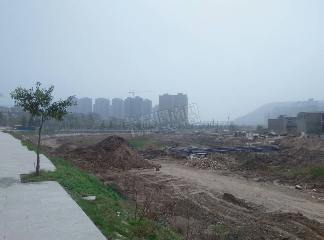 150427bo1391opubp18bx9.jpg