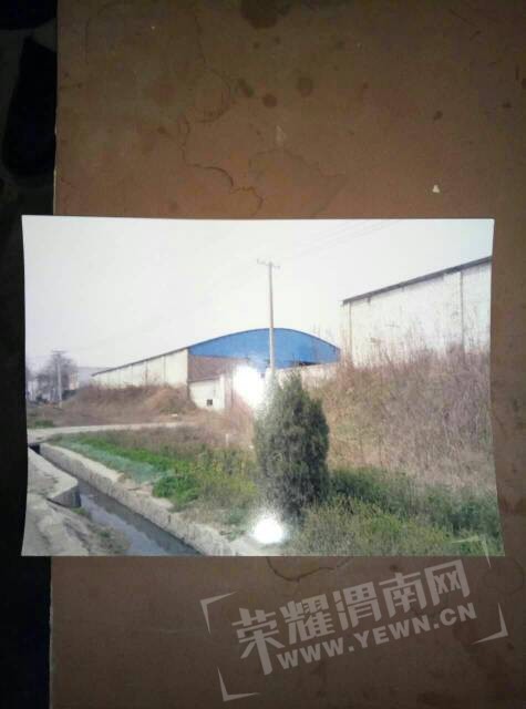 071537ukxkkszxbkzkx80j.jpg