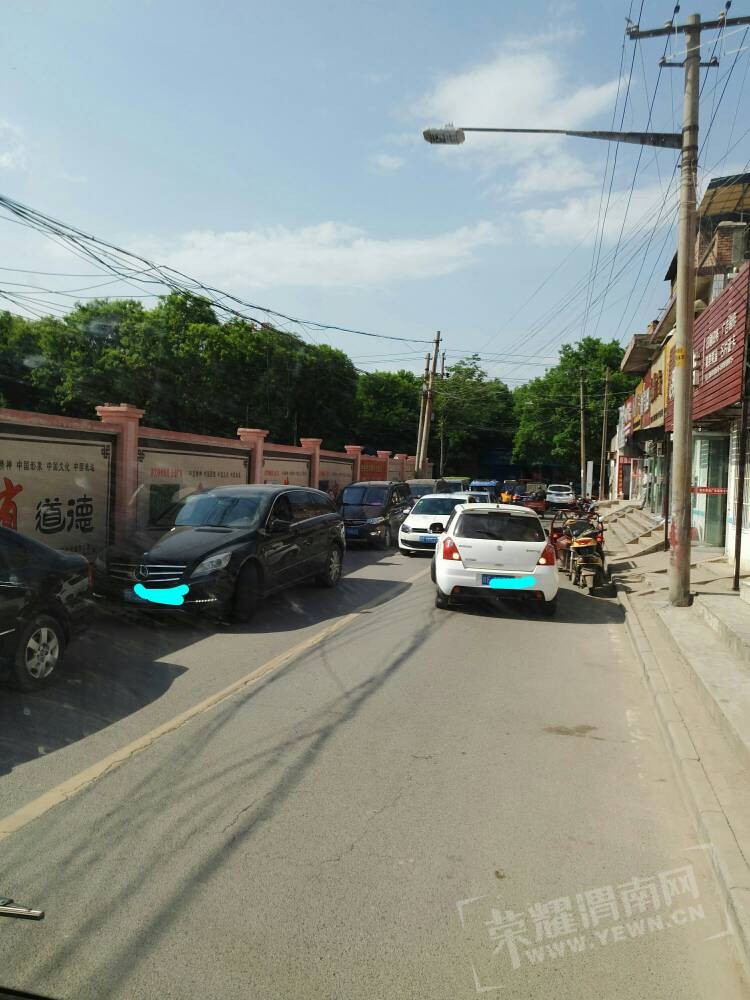 155436fdv9cn3d5586k3r8.jpg