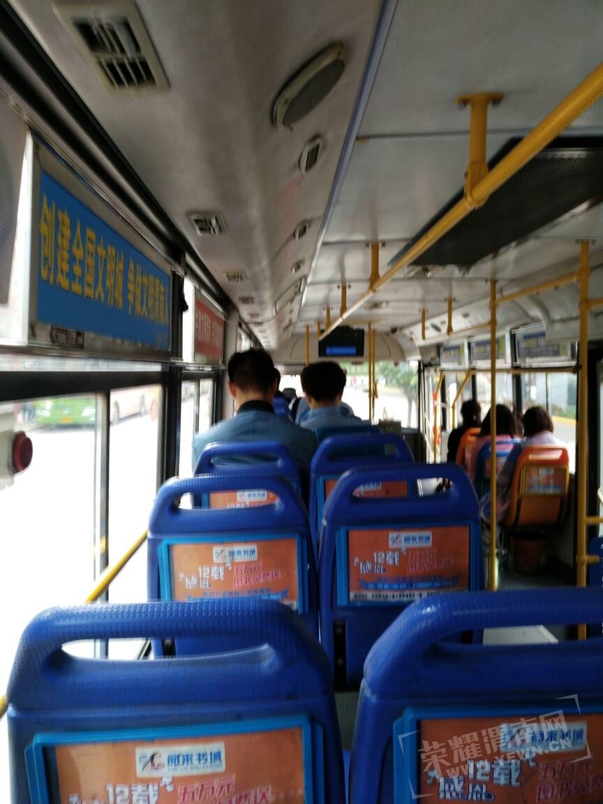 085227khx118h7yhizxhmz.jpg