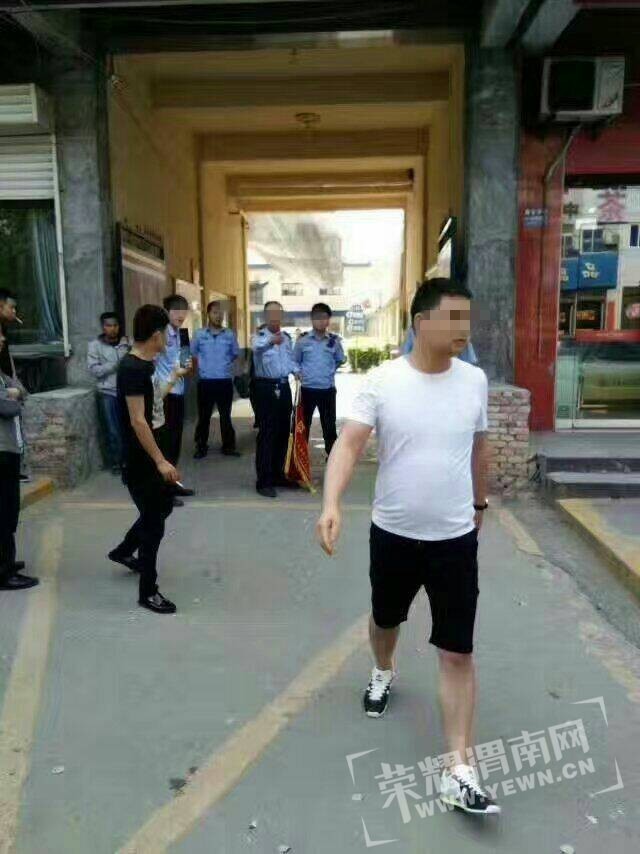 205627qh9hkdq0okzllb1x.jpg