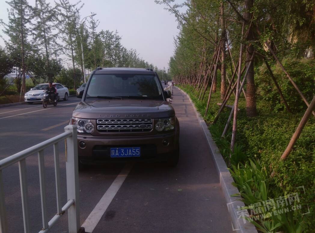 214039sxlyk6liczaylljx.jpg