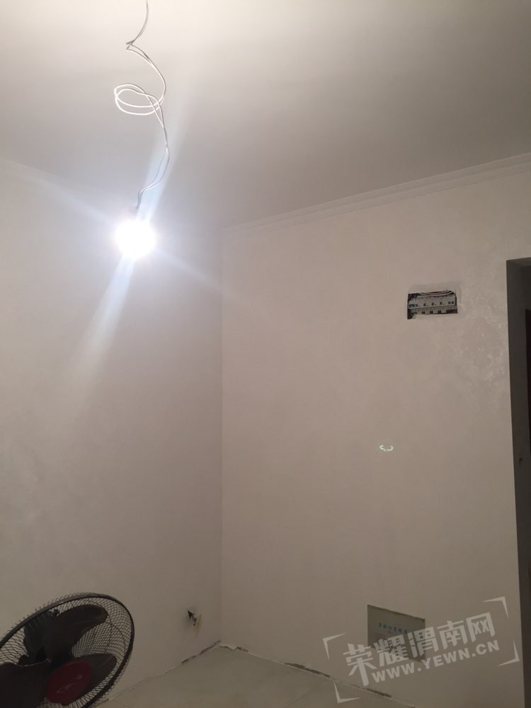 201705301807771496125303812549.jpg