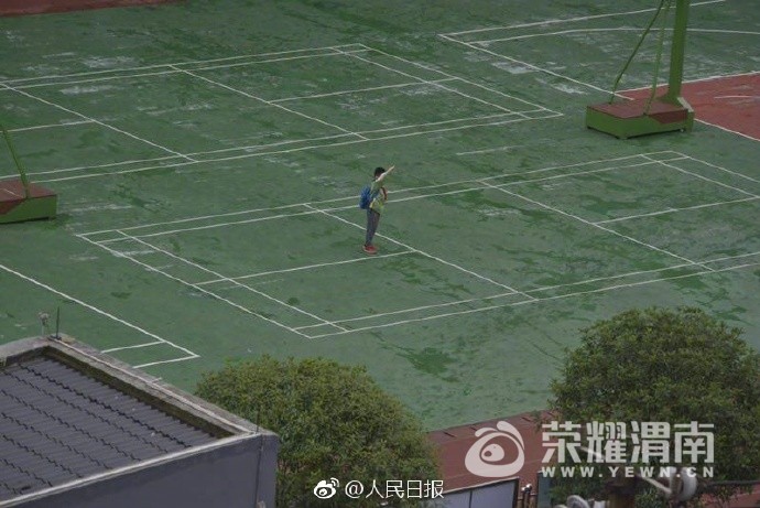 a716fd45ly1fl1dzsr1c0j20m80eujst.jpg