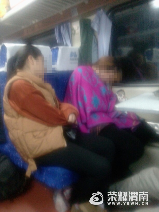 164240hn88z4s5r502n55u.jpg