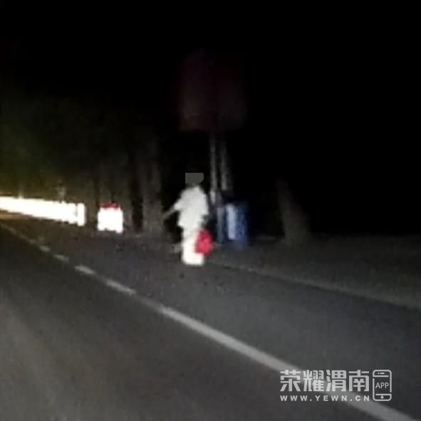 064449pbs555zd9s5udq25.jpg.thumb.jpg