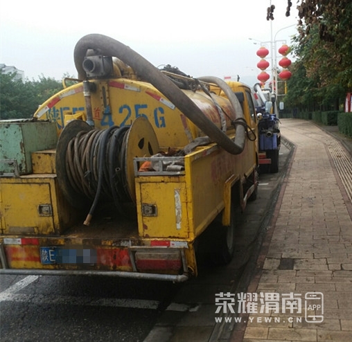 115250ss3y183ludymwj11.jpg