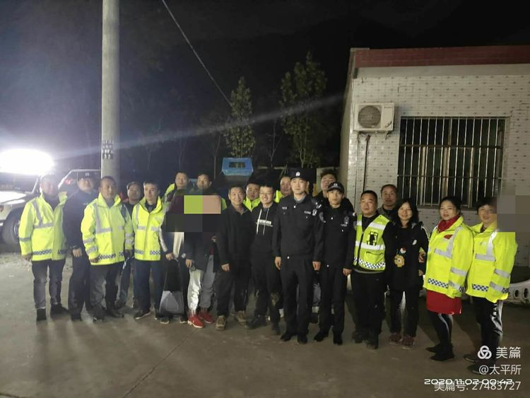 141721xzsm22pj87ejn28p.jpg