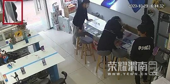 141526n0bib4u2i5gzhi45.jpg