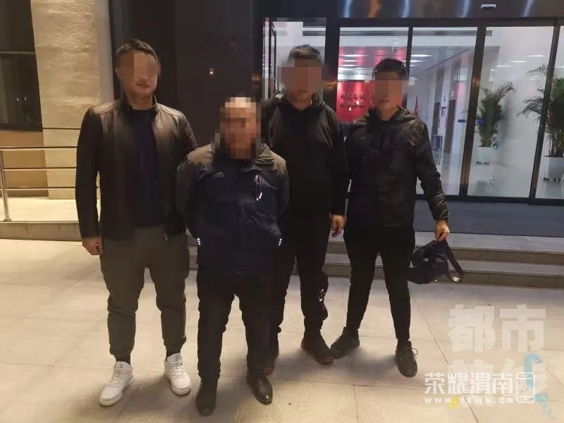 164200fcmchluabuu0ubcp.jpg