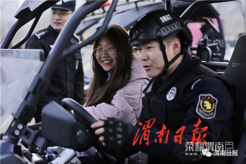 154055btfqftqf7xvx7bwk.jpg