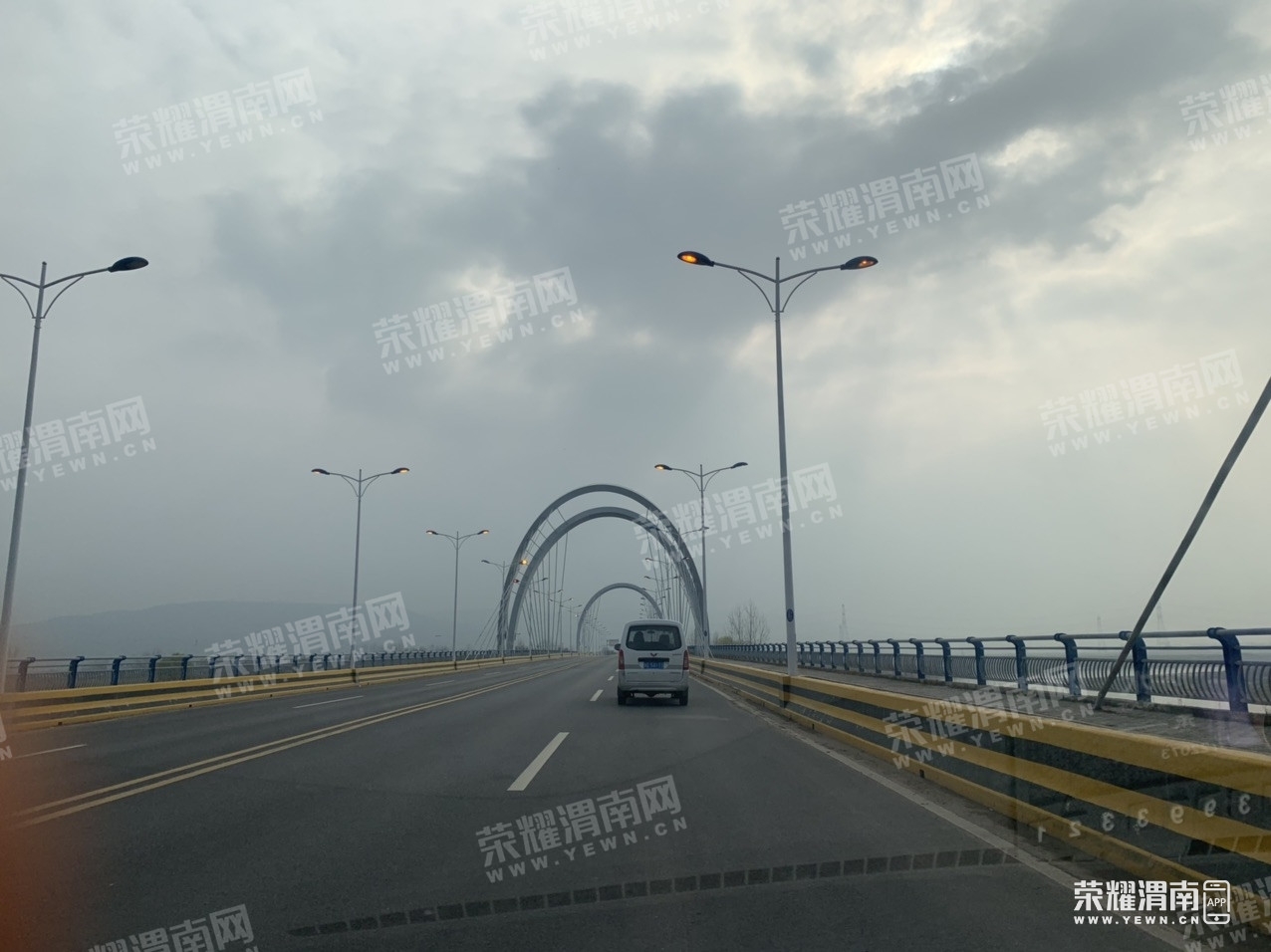161328ffkak88p8fk1s71a.jpg