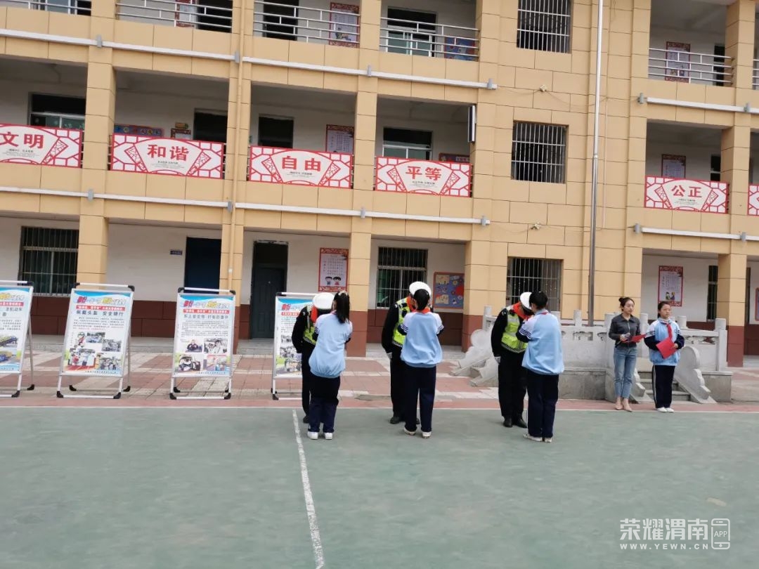 163452n8btrvg7it9n6hkv.jpg