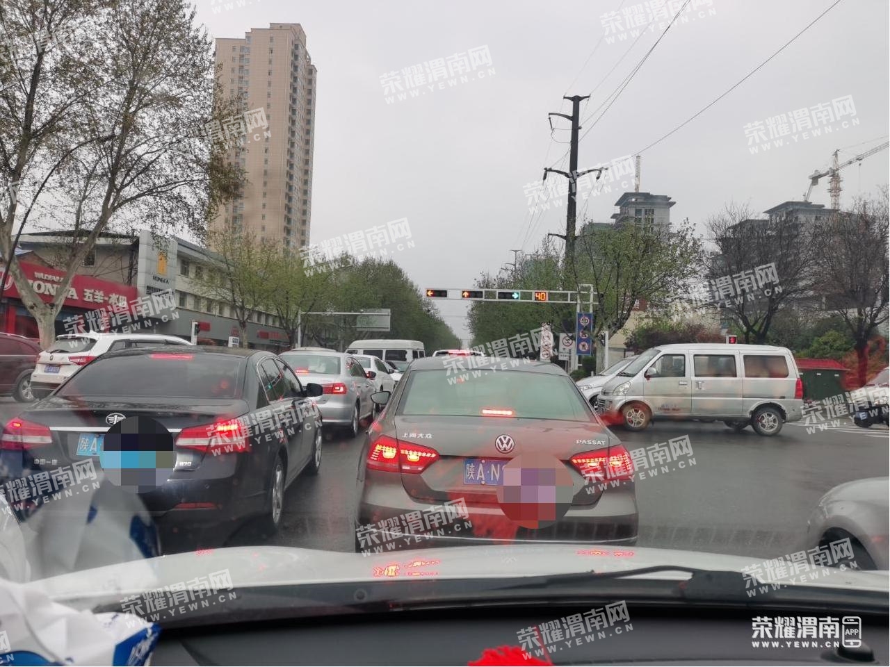 173149by33033eipdy3nfx.jpg