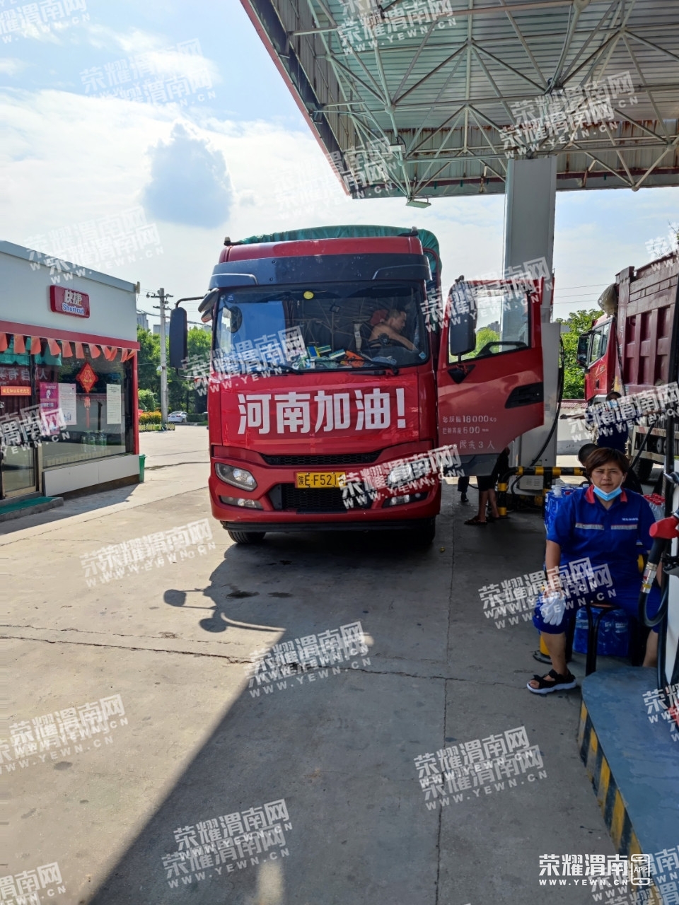 164850gv6d6x6qnxufdxnk.jpg