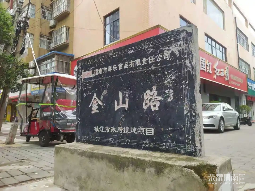 102350yjgogzgnqggxmoga.jpg