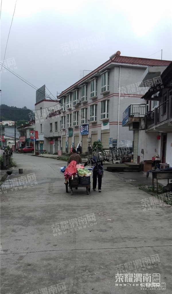 155327lgg2ojg9x422qljq.jpg