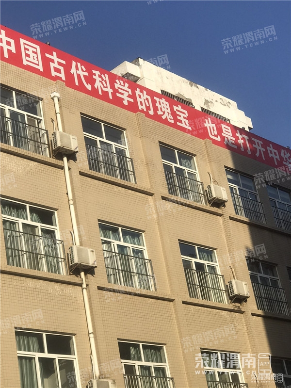 084226hcwcpwmicc7f5ccm_����.jpg