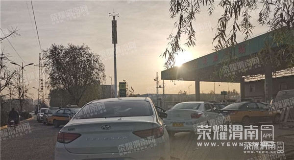 082449gy3rx7m3z77xruir_����.jpg