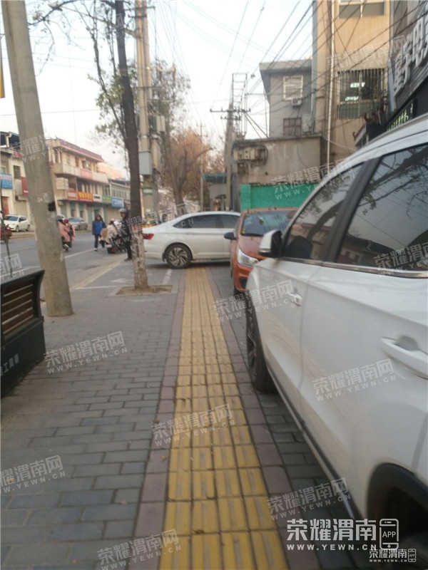 151948bss2jy19wj8l1212.jpg