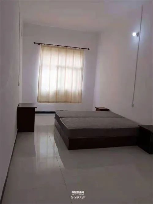 160533nr9b9yzd9w3jjbbi.jpg