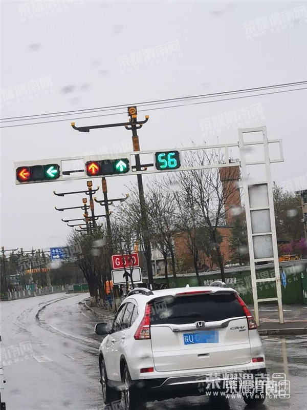 103220vz7ul7bfhzzk7779_����.jpg
