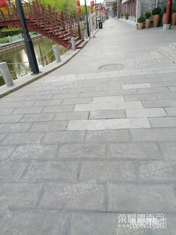 075138kx5lat17xqxjq756.jpg