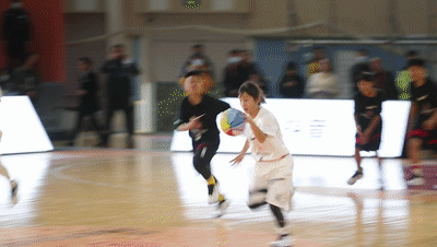 143636c1f247az5urwwd5g.gif