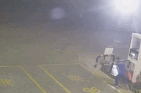 165240w182deet1z3cnrmg.gif