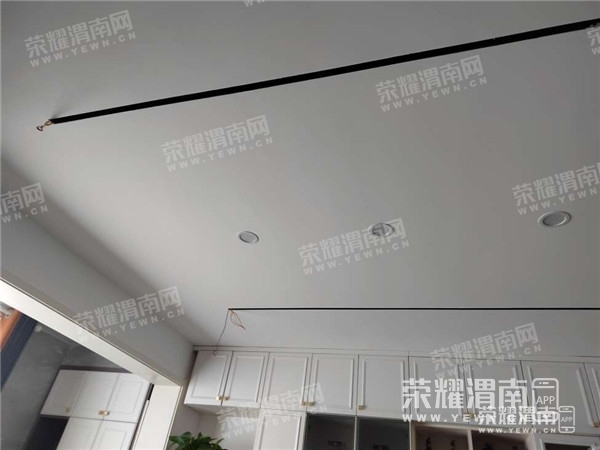 155327dzt498r81bn6188w_����.jpg