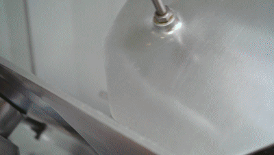 163141hcr4zw1e9rri1h5k.gif