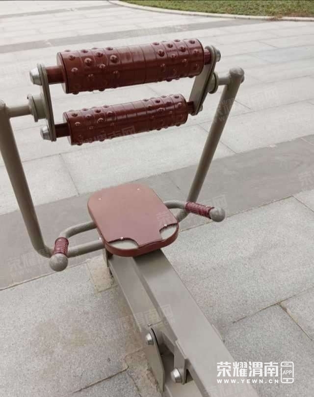 105407em2poo3xm7nqxmvj.jpg