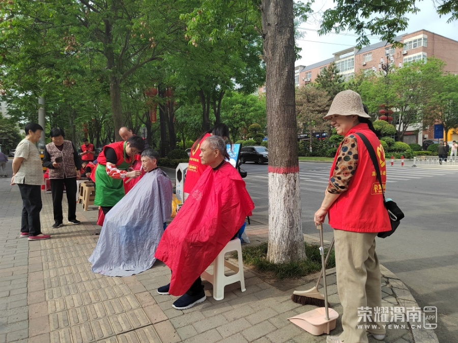 200807pu572w969hzr6zw6.jpg