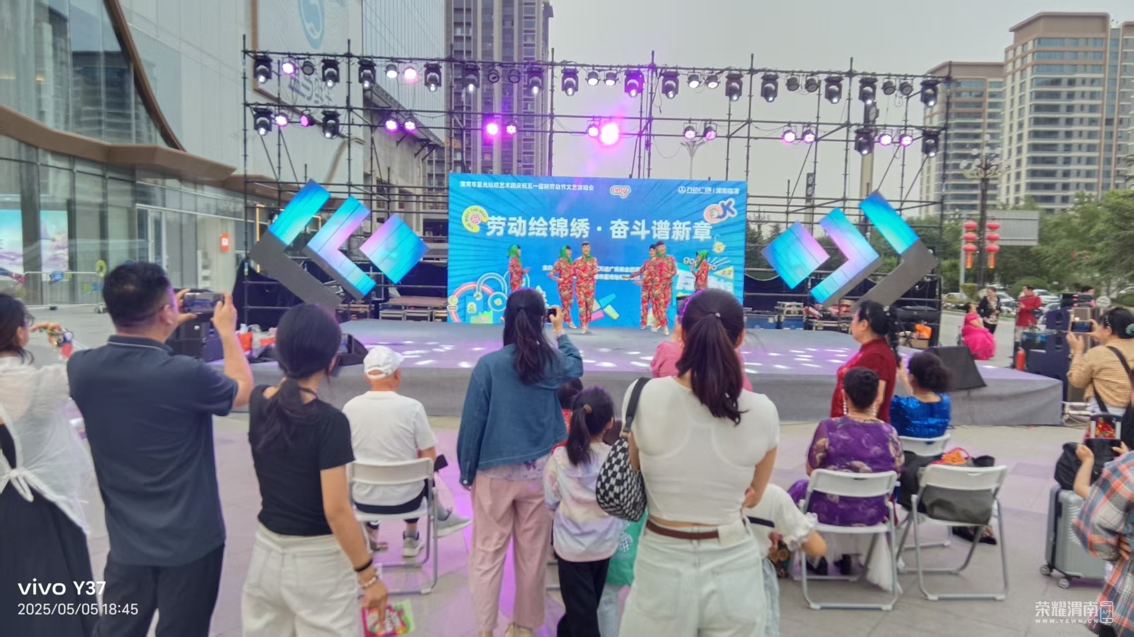 180144nn7tl8plaptla8cp.jpg
