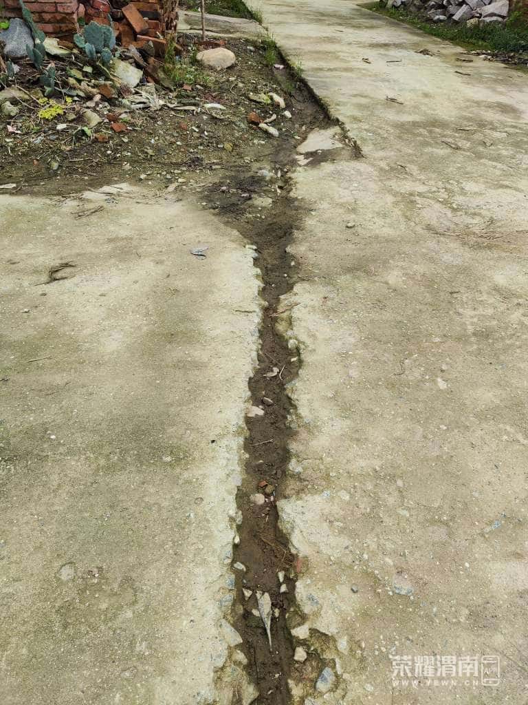 20251014133456front2_0_245937_Fjs8rMM-X8UfUjGCuM55bJy4LP0X.jpg