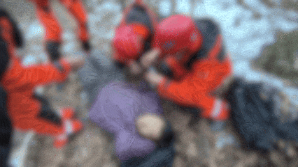 111205xccee08kec1esc1u.gif