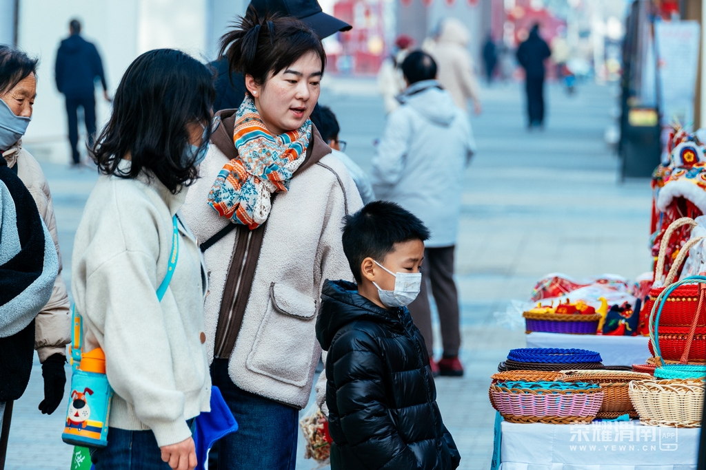 ����չ�� (8).jpg