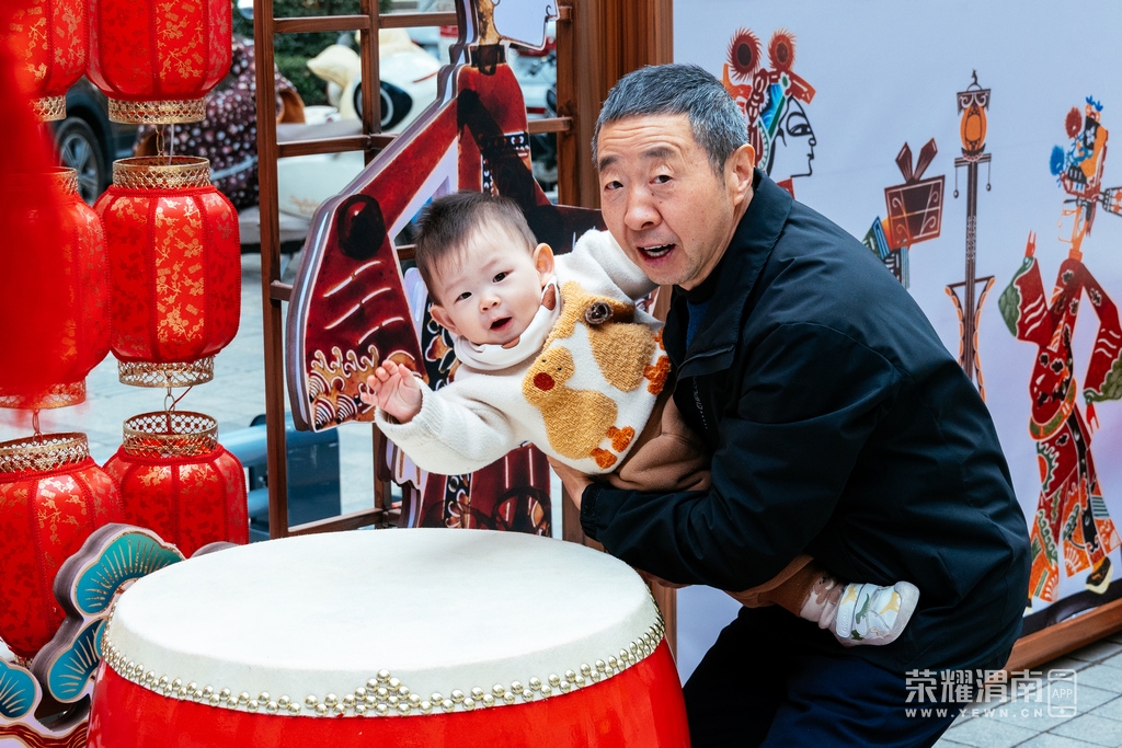 ����չ�� (14).jpg