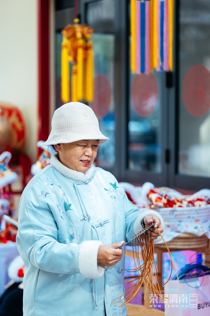 ����չ�� (45).jpg