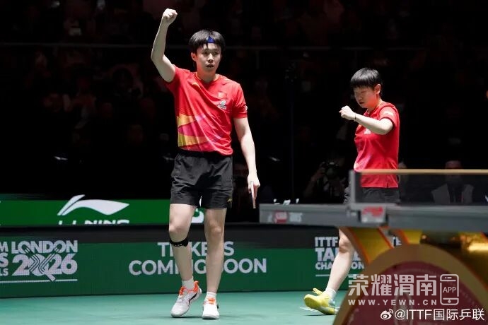 111215ylhzhluh7hpohehe.jpeg
