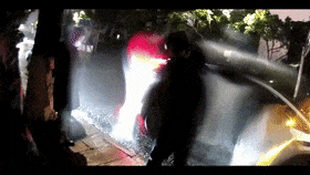 164909f9xer7j9jd1xvz8e.gif