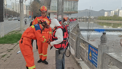 085015swcakukok0mruc70.gif